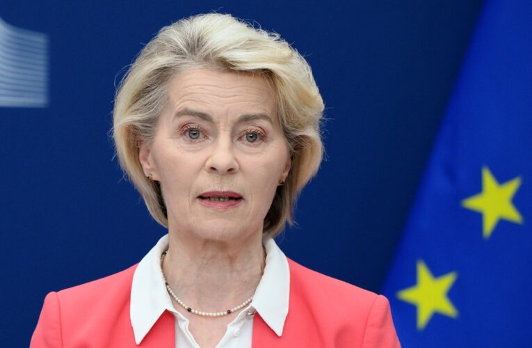 Президентка Єврокомісії прибула до Києва