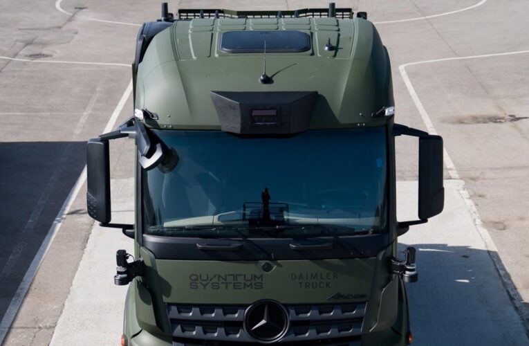 Quantum Systems випробує в Україні автономні військові машини