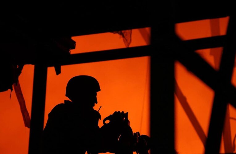 РФ поцілила в підстанцію швидкої допомоги в Києві