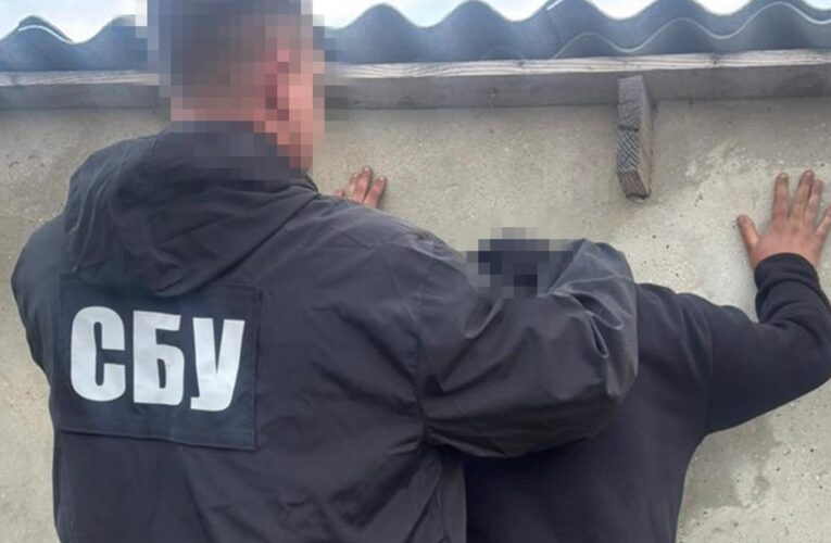 Росія видає своїх агентів за працівників СБУ: як діє шахрайська схема