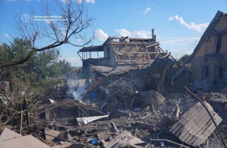 Російські КАБи атаркували Запоріжжя: поранено трьох жінок