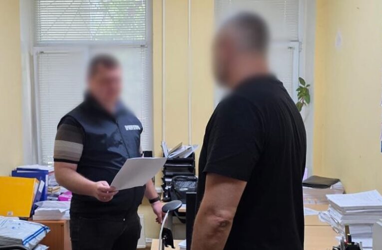 Свердловина за 3,4 млн: екскерівнику Плесо оголосили підозру