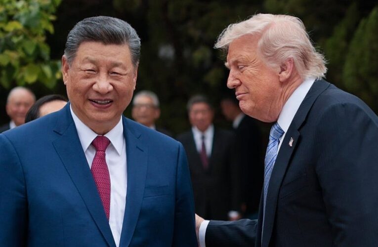 Трамп анонсував візит Сі Цзіньпіна в США