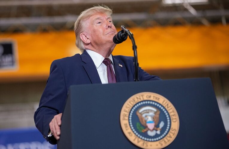 Трамп має намір встановити світовий рекорд із запуску феєрверків