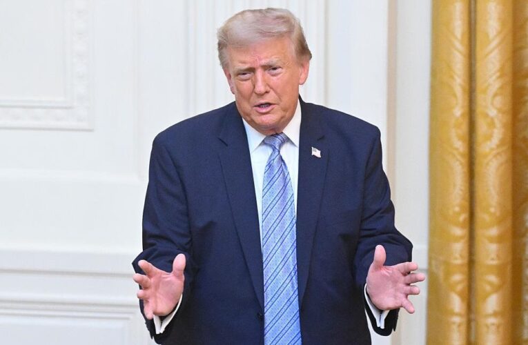 Трамп закликав Сенат змінити “пекельні санкції”