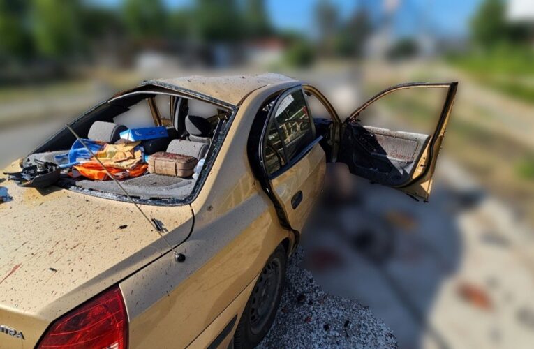 У Херсоні дрон РФ атакував цивільне авто, є жертви