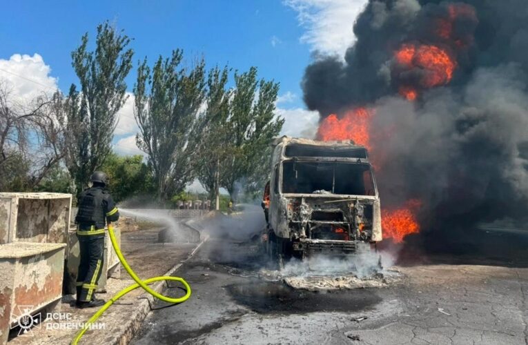 У Слов’янську дрон атакував вантажівку з пальним на АЗС
