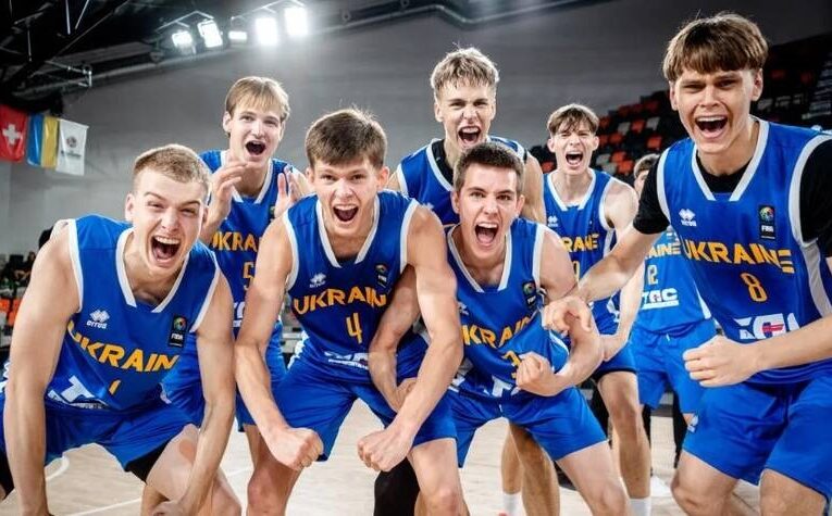Українські баскетболісти U-20 на Євро виграли золото дивізіону В