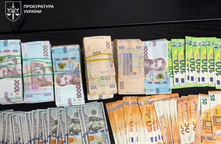 За $5 тисяч оформлювали викладачами: розкрито схему відстрочок