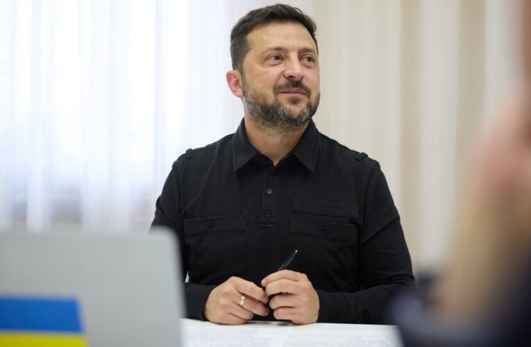 Зеленський провів розмову з прем’єром Британії