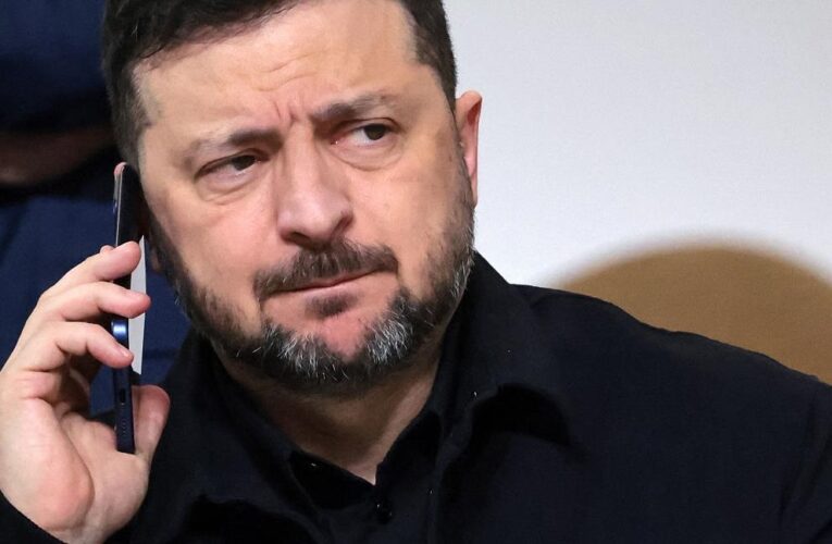 Зеленський розповів Макрону про переговори у США