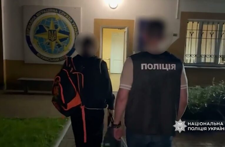 Заїхав поза пунктами пропуску: поліцейські виявили у Києві «вора в законі» на прізвисько «Куцу»