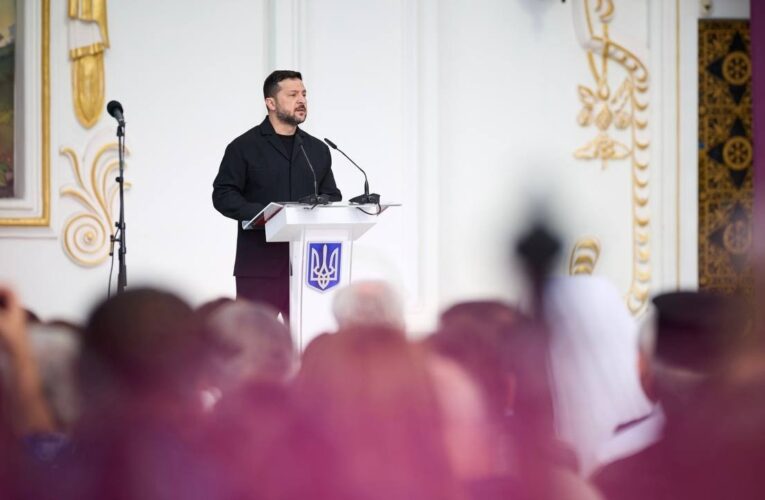 Володимир Зеленський взяв участь в урочистих заходах з нагоди 975-річчя Києво-Печерської лаври