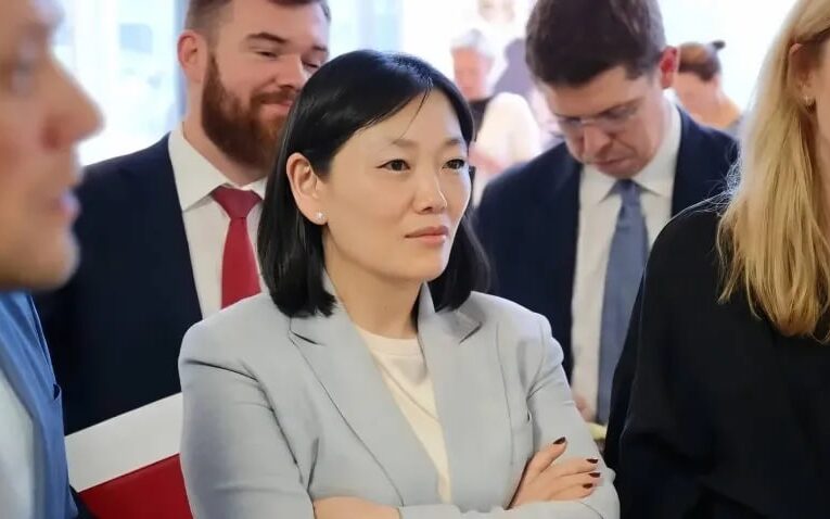Атаки на склади Wildberries обвалили статки засновниці на $3,1 млрд – ЗМІ