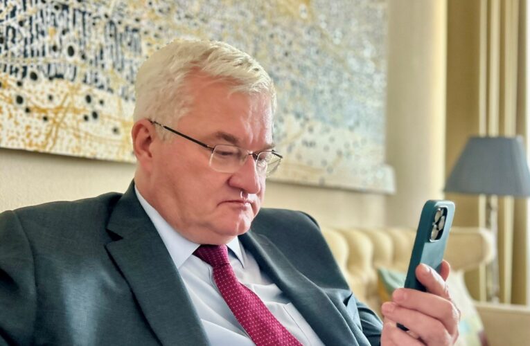 Київ та Афіни обговорили загрози в Чорному морі