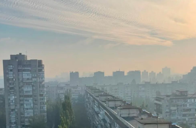 На Київщині у низці міст погіршилась якість повітря
