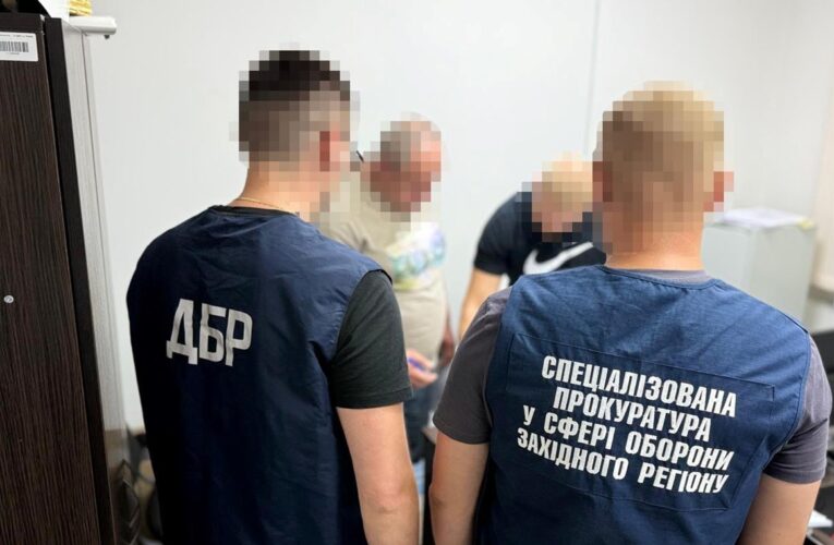 На Прикарпатті п’яний офіцер ТЦК побив солдата