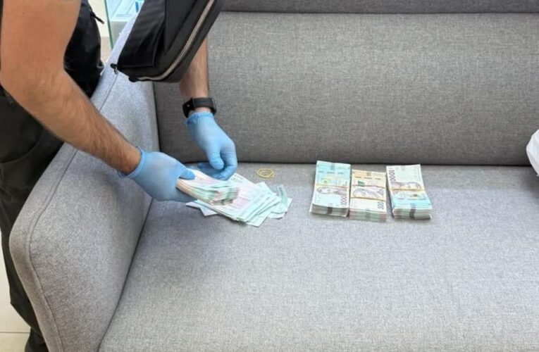 У Києві науковців спіймали на мільйонному хабарі