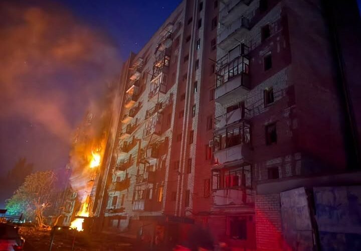 У Краматорську приліт у багатоповерхівку, є жертви