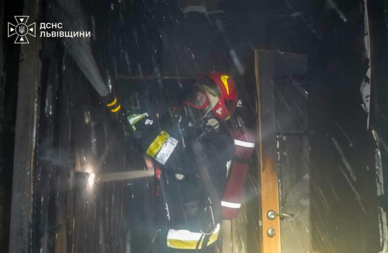 У Львові вибух акумулятора пробив стіну між квартирами