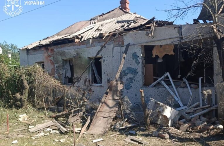 Внаслідок обстрілу Ізюму загинув чоловік, постраждала дитина