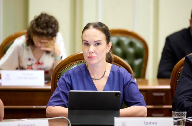 Зеленський звільнив Мудру після слідчих дій НАБУ